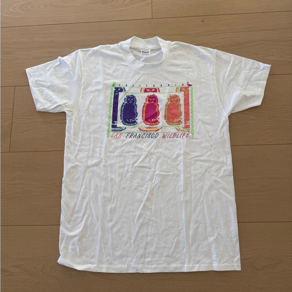 White Graphic T-Shirt with Triple Cat Pop Art